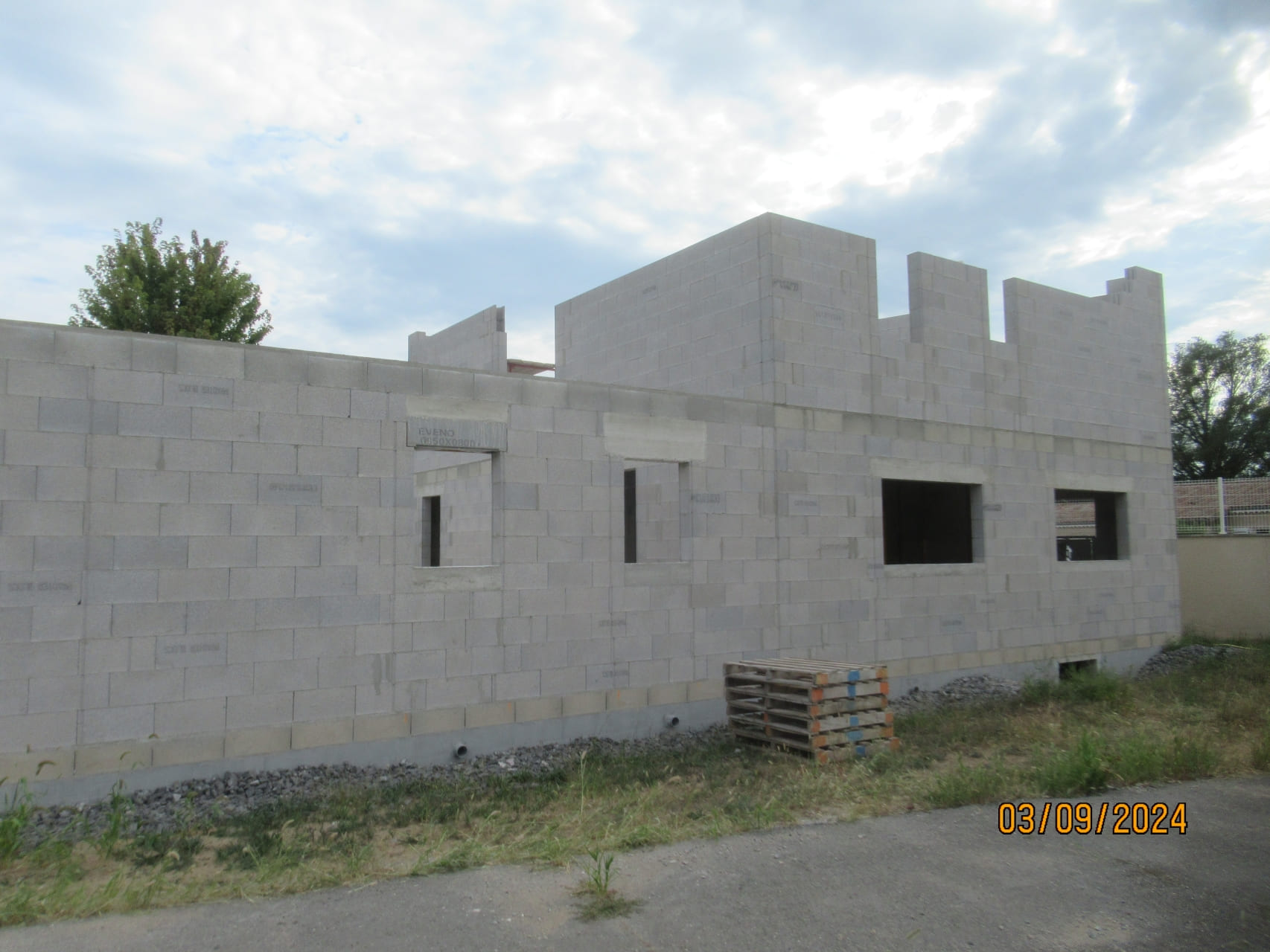 Elevation des murs de l'étage